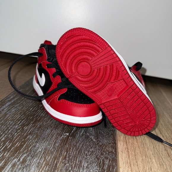 Nike Kids Red and Black Sneakers with White Accents - Picture 2 of 6